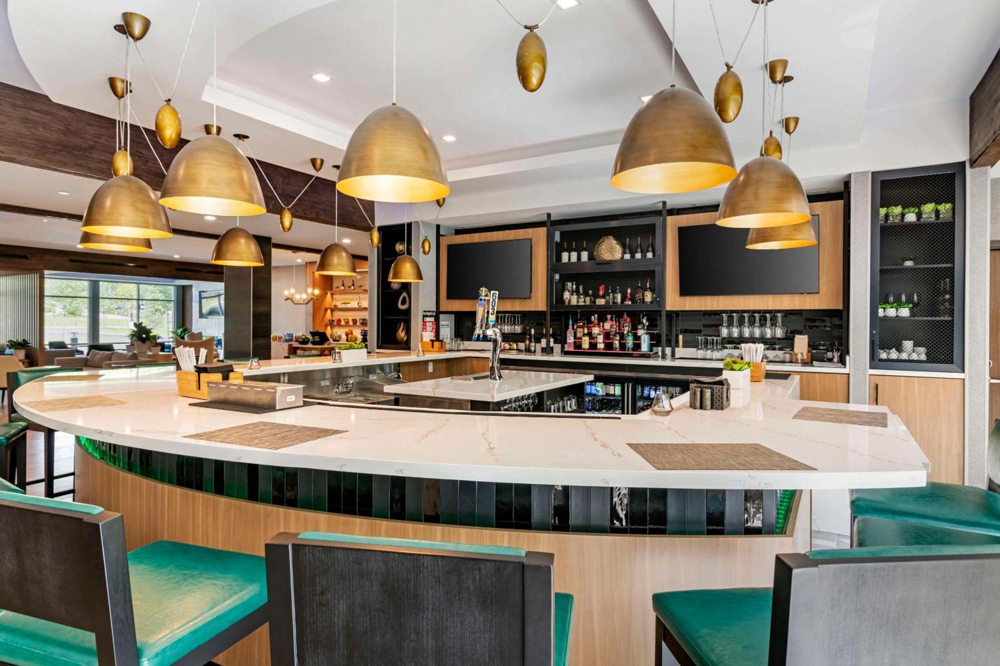 Cambria Hotel Норт-Конвей Экстерьер фото